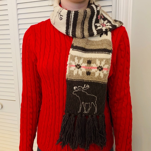Abercrombie Accessories - Abercrombie knit moose logo scarf